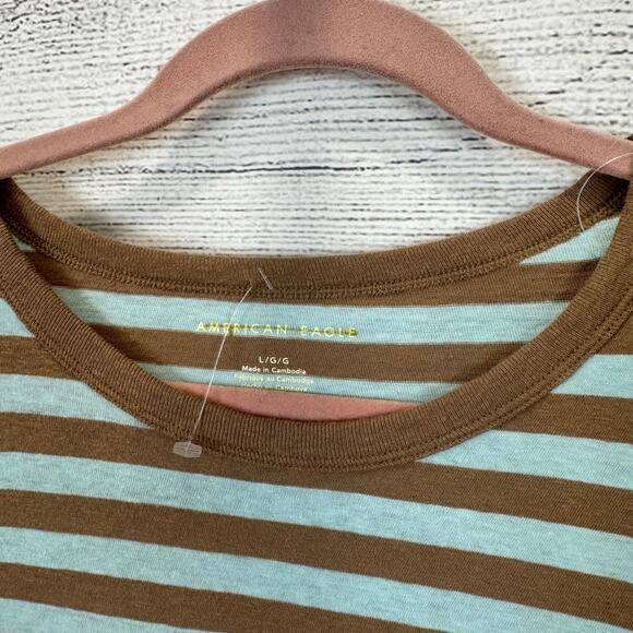 American Eagle Women's Blue / Tan Striped Short Sleeve T-Shirt Size Large - Picture 2 of 6